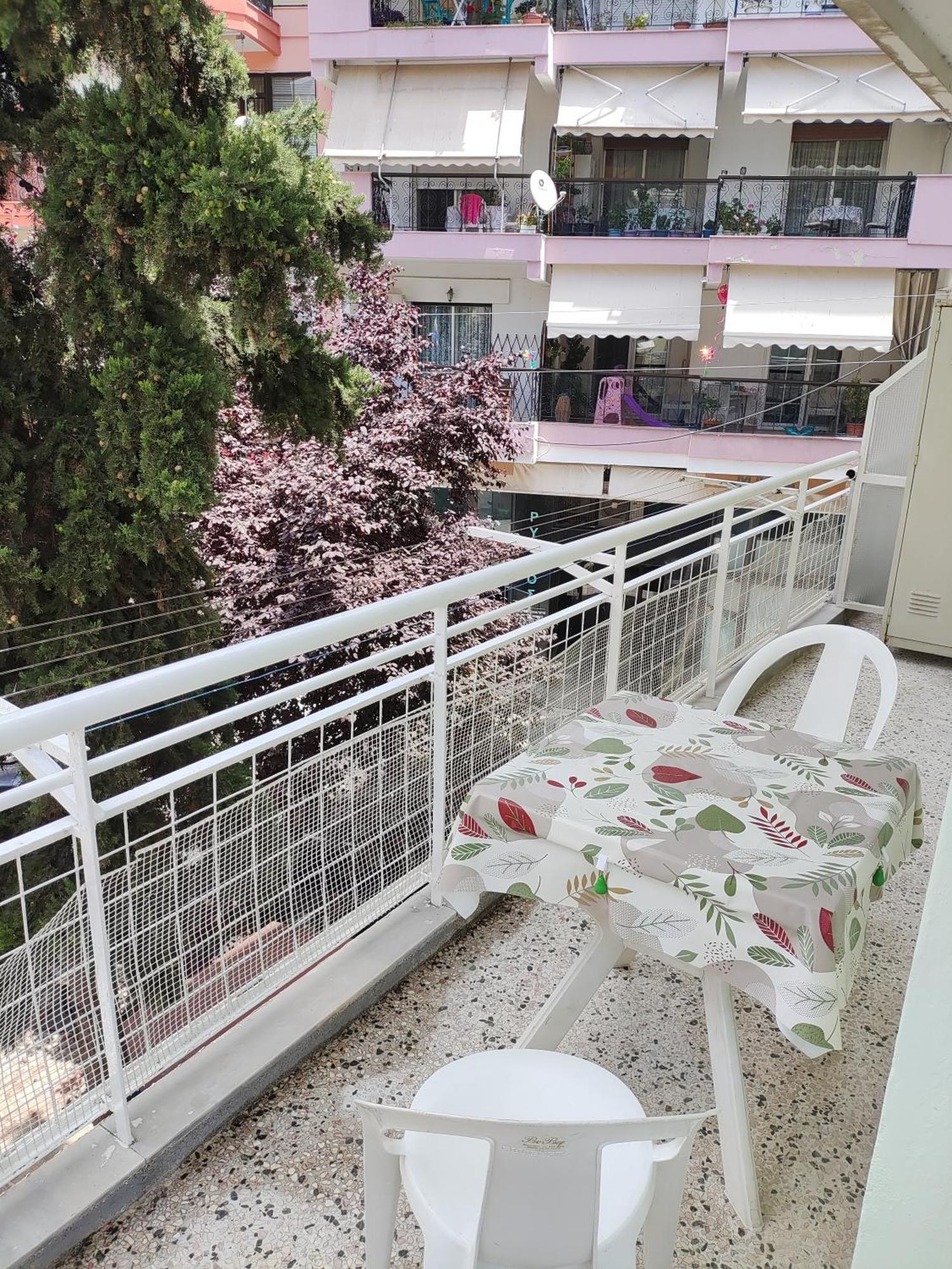 Άνετο Διαμέρισμα Στο Κέντρο Της Πόλης Xánthi Kültér fotó